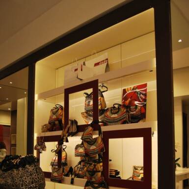 Dado clothing shop furnishing in Biella - 10