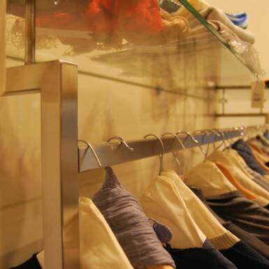 Dado clothing shop furnishing in Biella - 7