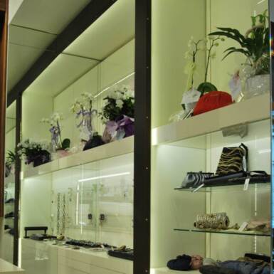 Dado clothing shop furnishing in Biella - 3