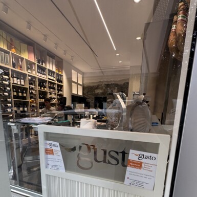 Locale Gastronomia Gusto Milano zona Piceno - 5