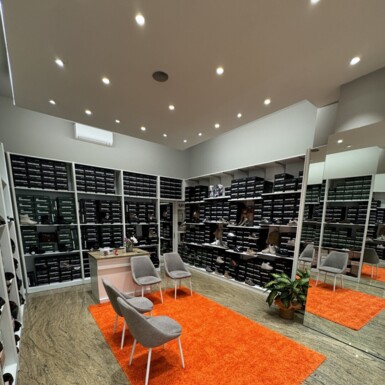 Locale Calzature Vercelli - 7