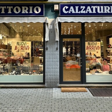 Locale Calzature Vercelli - 2